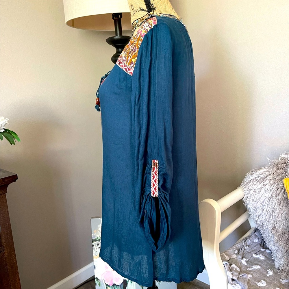 New with tags! Adorable boho top from Buckle! - Picture 4 of 6